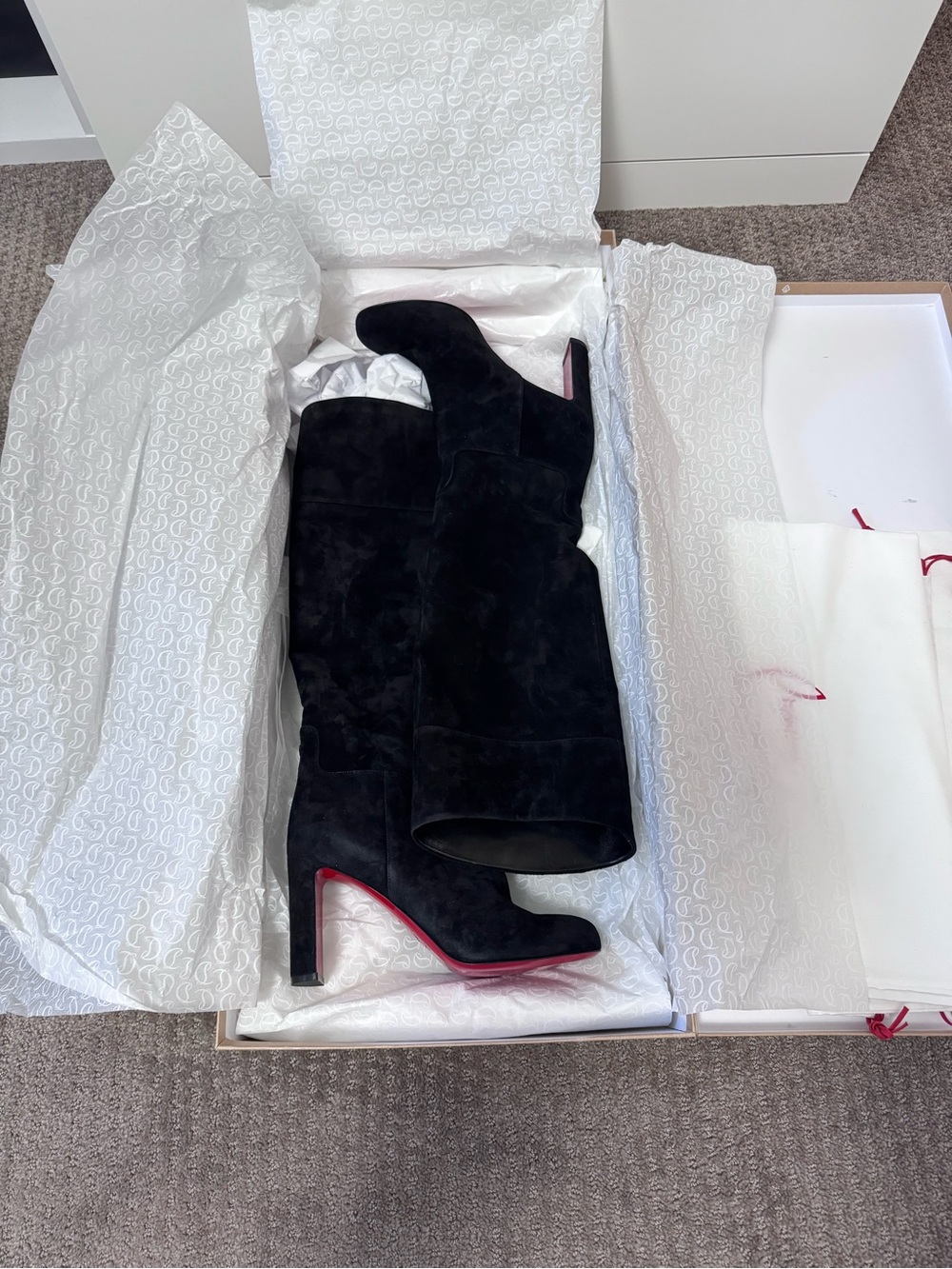 Christian Louboutin 85 mm Loo Botta- brand new!